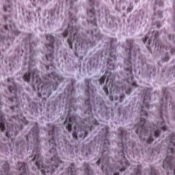 Необычный узор на спицах