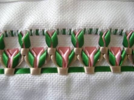 Изумительной красоты вышивка лентами: идеи