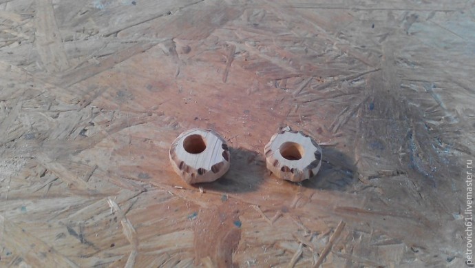 Грибочки из арматуры и кругляка