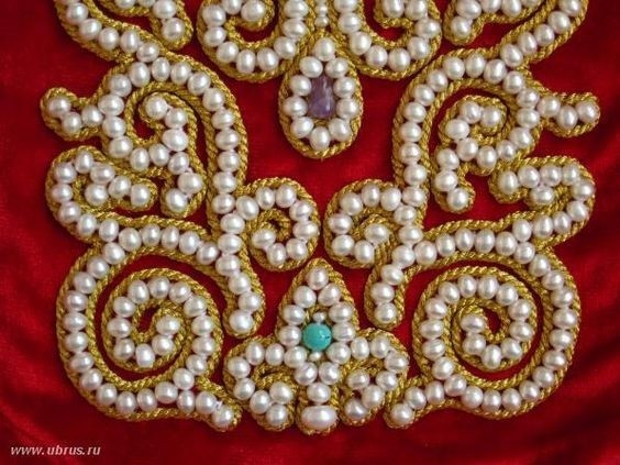 Вышивка жемчугом: идеи для вдохновения Вышивка жемчугом: идеи для вдохновения