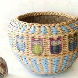 Плетение горшка из газетных трубочек