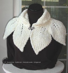 ​Воротник из листьев