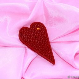 Брошь в стиле имитации вязания