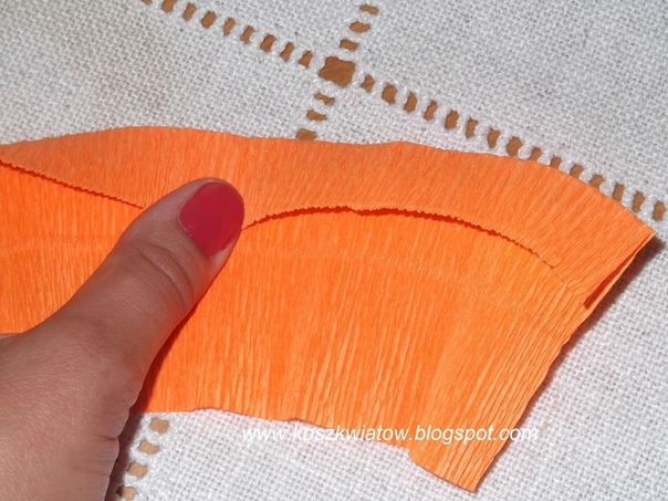 ​Мастерим гвоздики из гофрированной бумаги