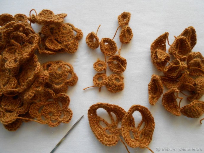 Жилет в технике шнуркового кружева