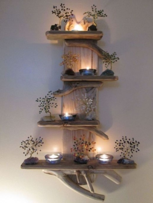 ​Идеи создания уюта со свечами на деревянных полках