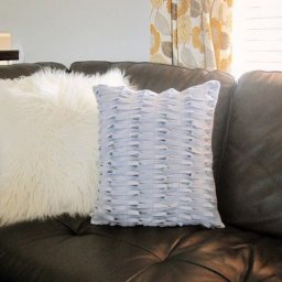 ​Подушка из фетра