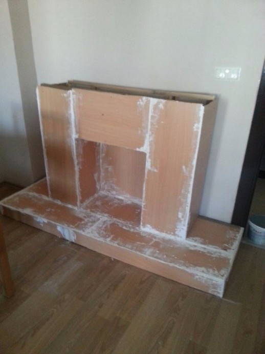 Камин с поленьями Камин с поленьями