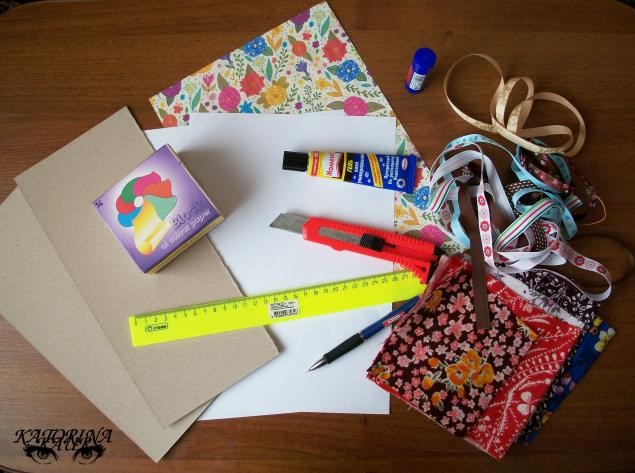 Блокнот на стикерной основе