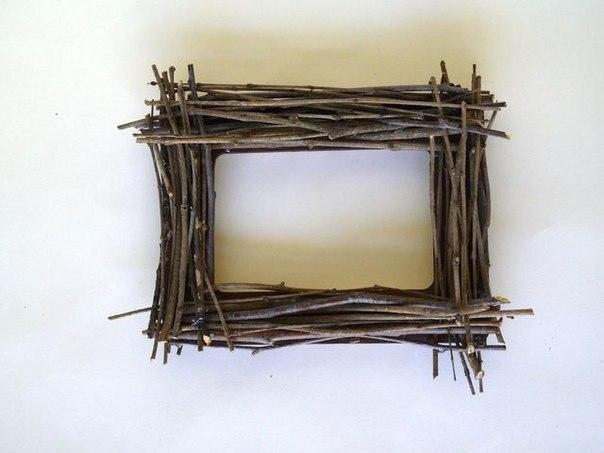Фоторамка из веточек