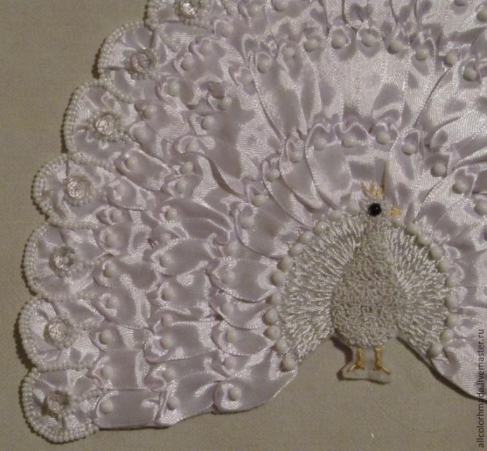 Делаем оригинальный элемент для аппликации "Белый павлин" Делаем оригинальный элемент для аппликации "Белый павлин"