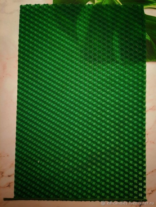 Свеча с травами и эфирными маслами