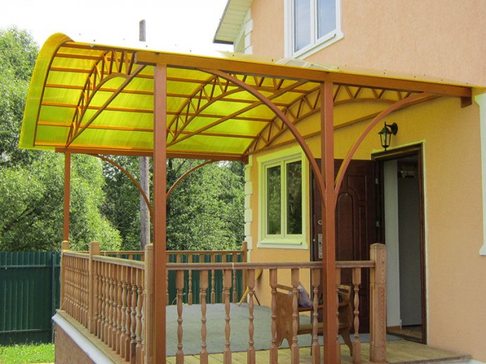 Крылечко из поликарбоната: идеи