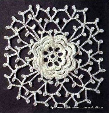 Очень красивый квадратный мотив крючком Очень красивый квадратный мотив крючком