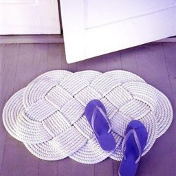 Плетем красивый коврик