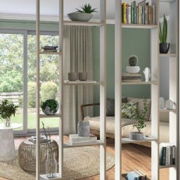 "Воздушные" стеллажи для зонирования пространства