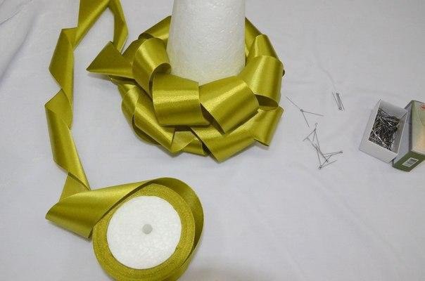 Ёлочка из атласной ленты