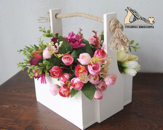 Цветочные корзины (ящики) из досок и не только: идеи