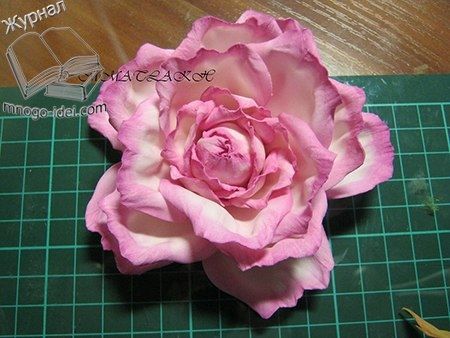 Роза из фоамирана