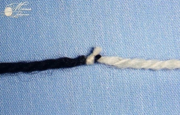 Узелок промышленный для соединения нитей