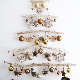 ​Новогодние подвески на корягах