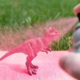 Вторая жизнь старых пластиковых игрушек