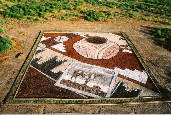 Картины трактором в полях