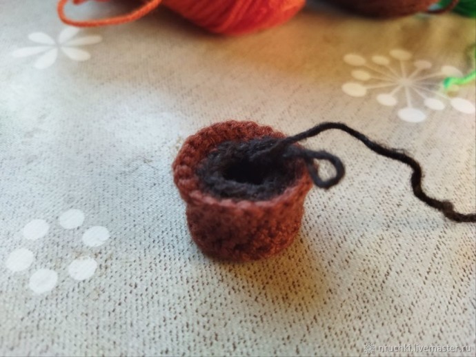 Вяжем мини-кактус Вяжем мини-кактус