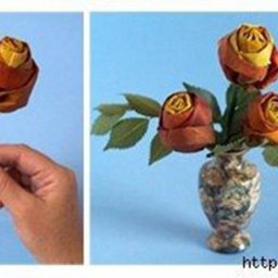 ​Розы из желтеющих листьев