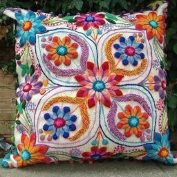 ​Идеи вышивки подушек