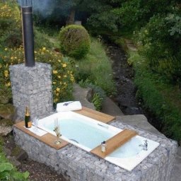 Ванна с подогревом на габионах своими руками