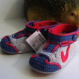 Кроссовки для малышей