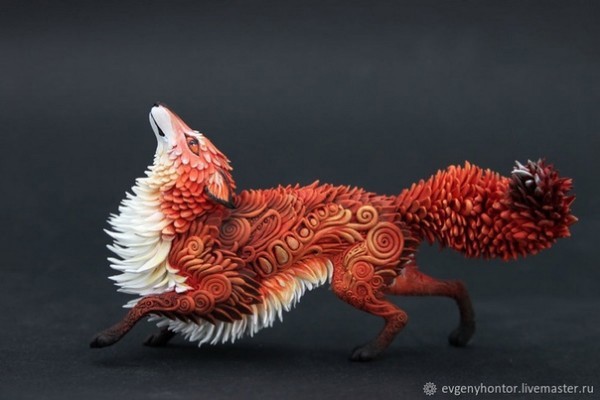 ​Лиса из бархатного пластика