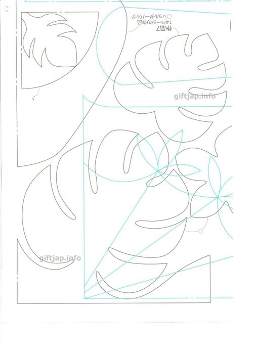 Подушки с эффектными листьями монстеры