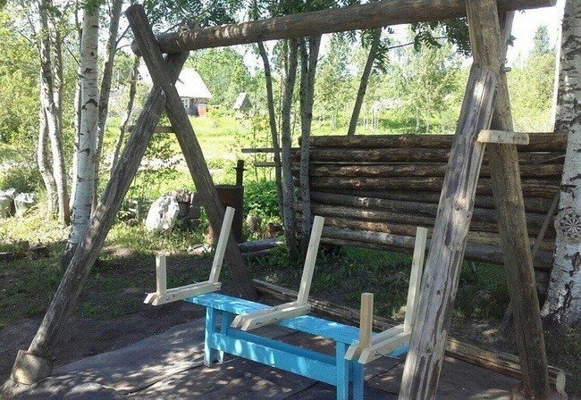 Деревянные качели или подвесная скамья на дачу своими руками