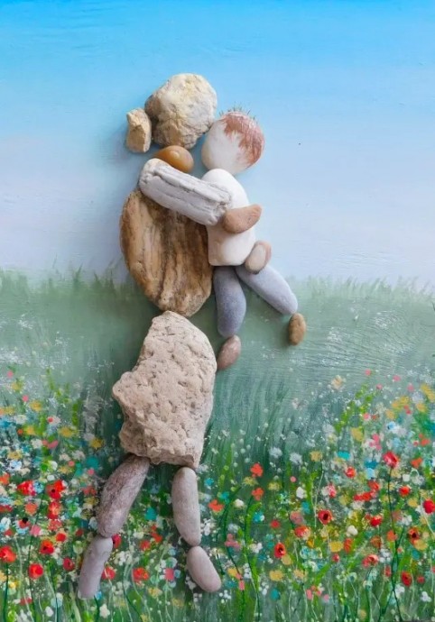 Сюжетные панно и картины из камешков