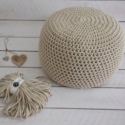 Вяжем пуфик крючком