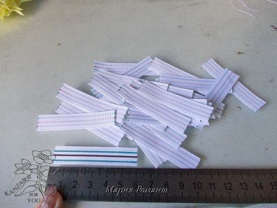 Цветок из репсовых лент