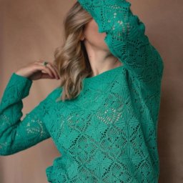 ​Пуловер из ромбовидных мотивов