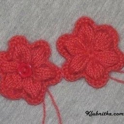 Цветок спицами