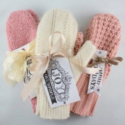 ​Новые варежки из старого свитера