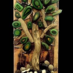 Панно из разукрашенных камешков