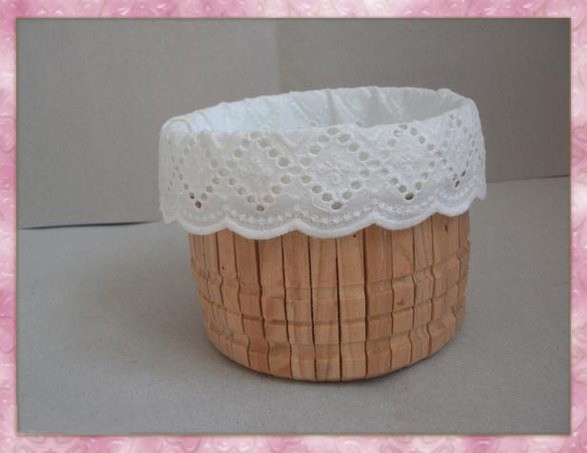 ​Славная корзинка из прищепок