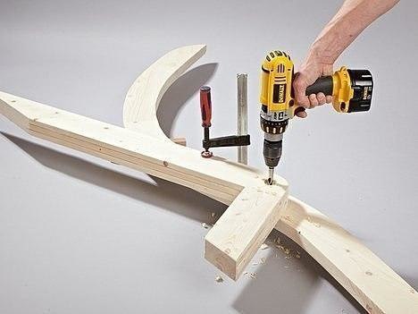 Дачный лежак: красивее покупного