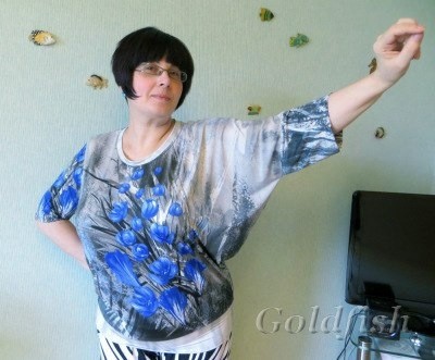 Крой асимметричной кофточки на основе футболки