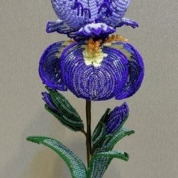 Ирис из бисера