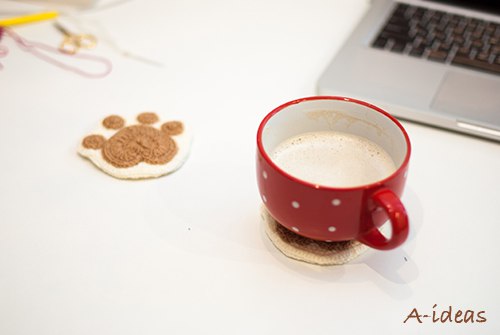 Подставки под горячие чашки "Следы лапок"