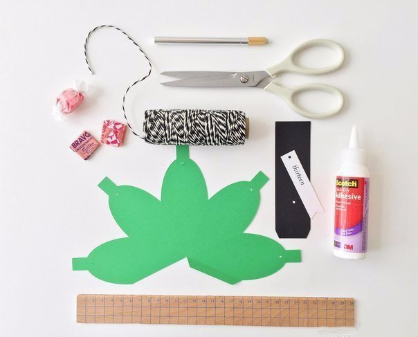 Фонарики из цветной бумаги