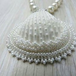 Шикарные украшения из ракушек