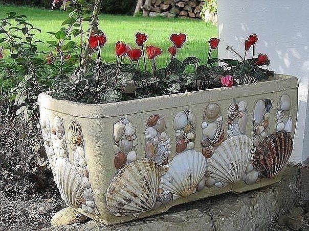 ​Интересный декор цветочных горшков